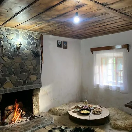 Marash Rrgalla * ثيث