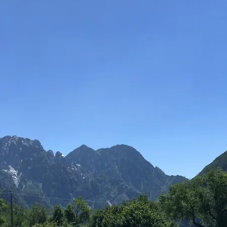 Marash Rrgalla 게스트하우스 *